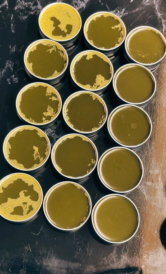 Breeze Balm - Spearmint · Chamomile · Plantain · Clove