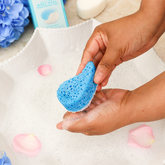 Seaside Mist Mani-Pedi Treatment Set | Essentials